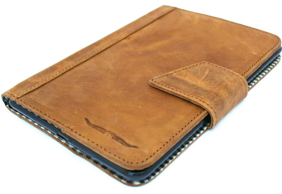 Vintage-style DAVISCASE genuine leather cover for Apple iPad mini 6 with card slots, handmade, luxurious, and durable design.