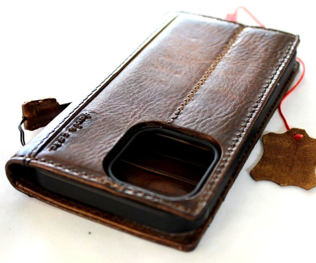 Handmade genuine leather phone case with vintage Tree of Life design for Galaxy S22, S21, S20, Note 10, A71, A51, and more.