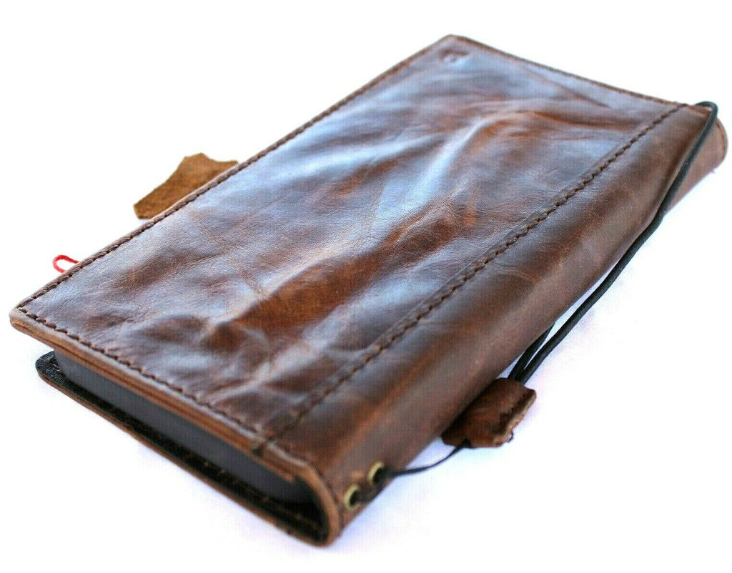 DAVISCASE genuine leather phone case for iPhone and Galaxy models, vintage leather wallet cover with retro style and full grain texture.