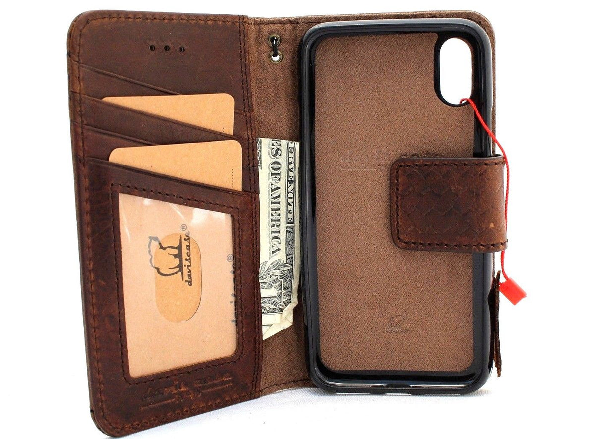 DAVISCASE genuine leather iPhone X wallet case with magnetic flip cover and detachable credit card holder, slim and luxurious design.