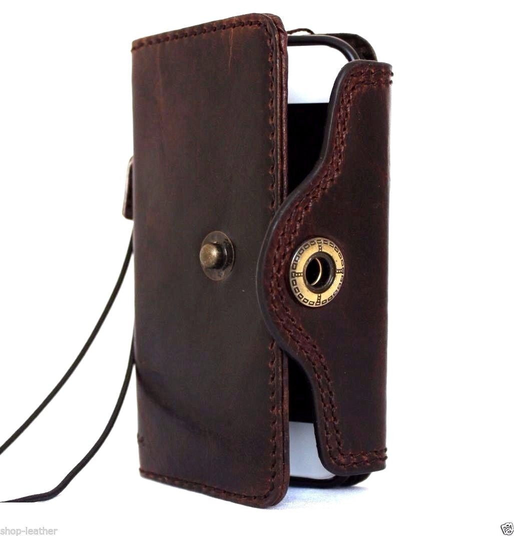 Genuine Italian leather iPhone 6/6s wallet case with credit card holder, handmade phone cover with secure flap and classic design.