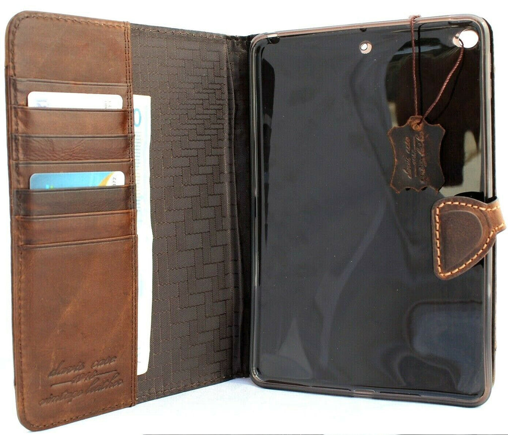 Handmade genuine leather case for Apple iPad Mini 6 by DAVISCASE with card slots and rubber accents, vintage luxury design.