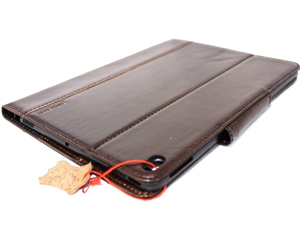 Brown genuine vintage leather iPad Pro 10.5 case by DAVISCASE with flip cover, credit card slots, slim handmade design.