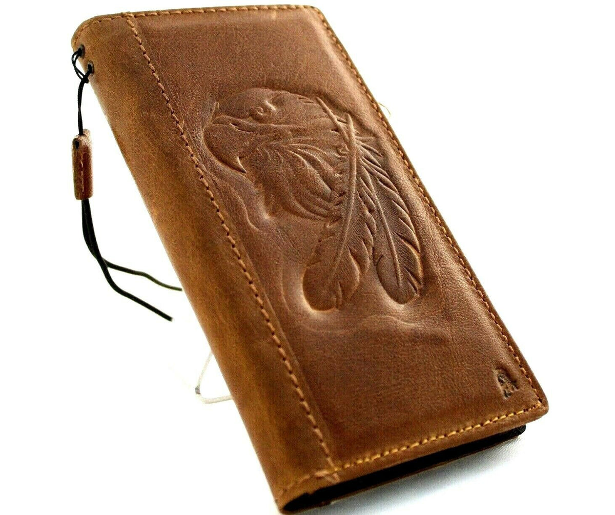 DAVISCASE handmade leather phone case for iPhone 11-15, Galaxy S22, Note 20, A52 with vintage style, embossed eagle design, wallet feature