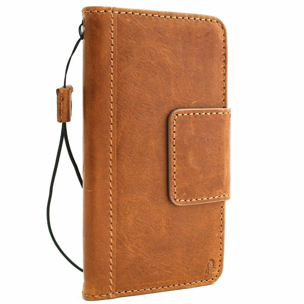 Genuine leather flip wallet case for Samsung Galaxy S10e by DAVISCASE with card slots, rubber holder, and slim design.