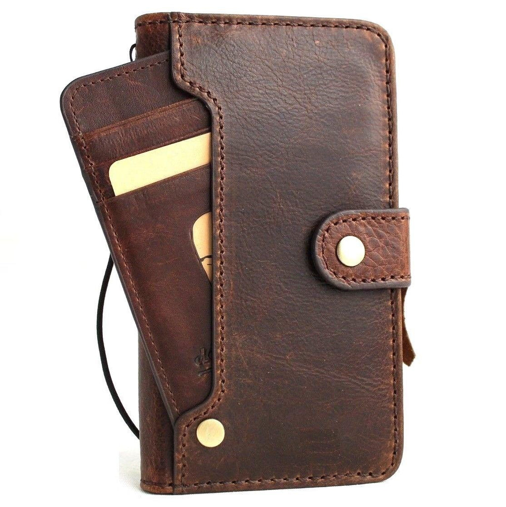 Genuine leather Samsung Galaxy S10e wallet case by DAVISCASE with card slots, stand feature, wireless charging compatible, retro slim design