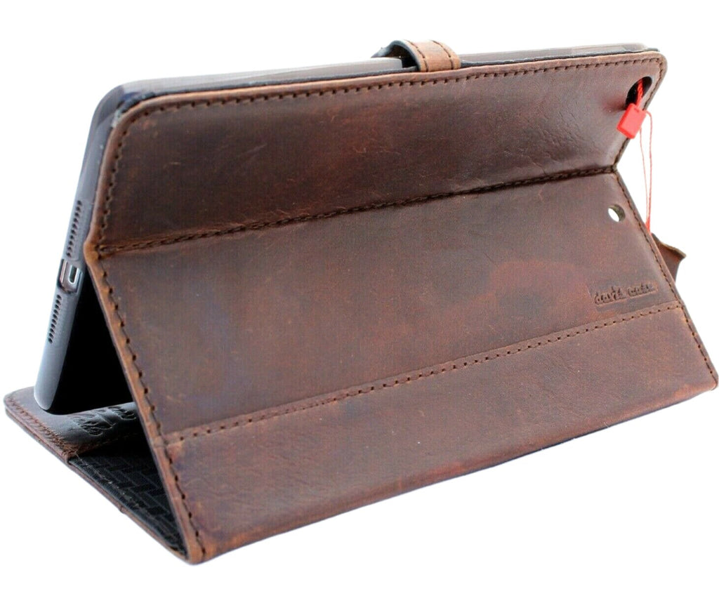 Vintage leather case for Apple iPad mini 6 by DAVISCASE with card slots, handmade design, and rubber accents.