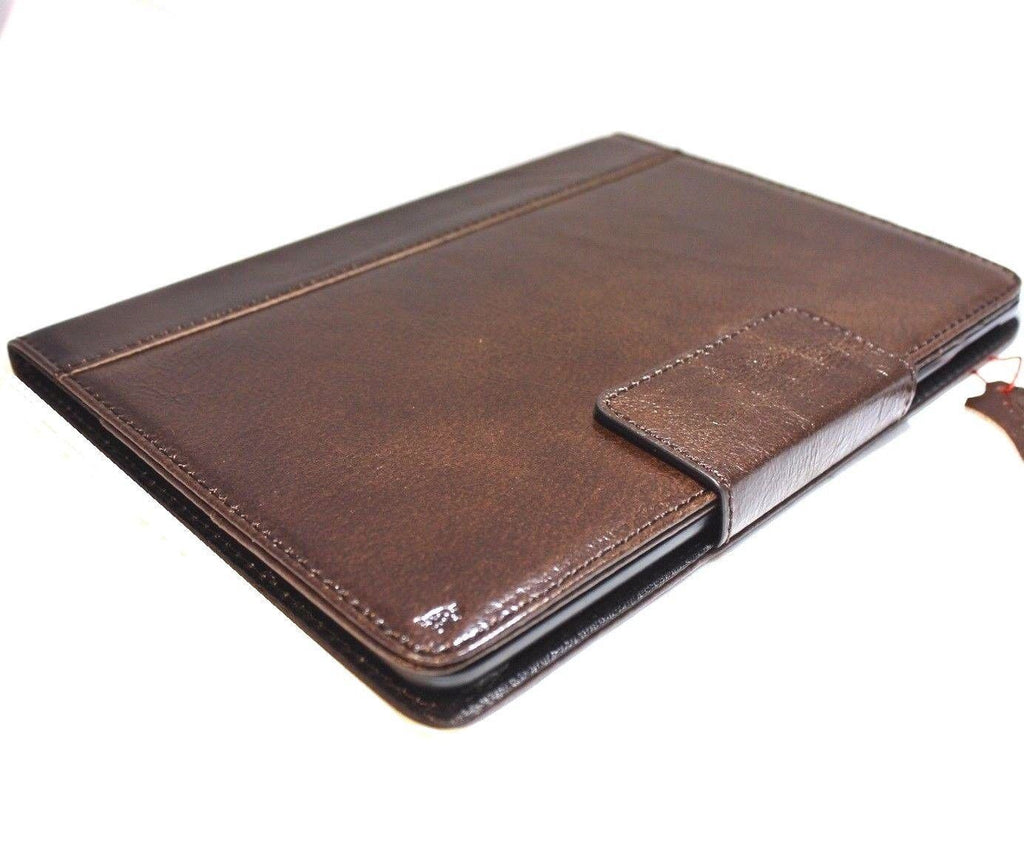 Brown genuine leather iPad 9.7 case by DAVISCASE with card slots, magnetic closure, slim design, compatible with 2017 and 2018 models