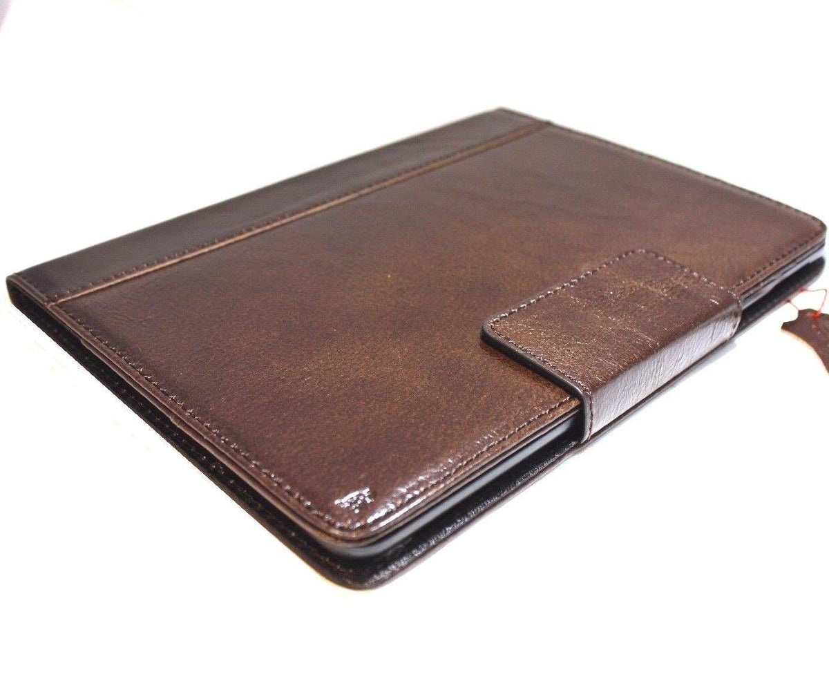Brown genuine leather iPad 9.7 case by DAVISCASE with card slots, magnetic closure, slim design, compatible with 2017 and 2018 models