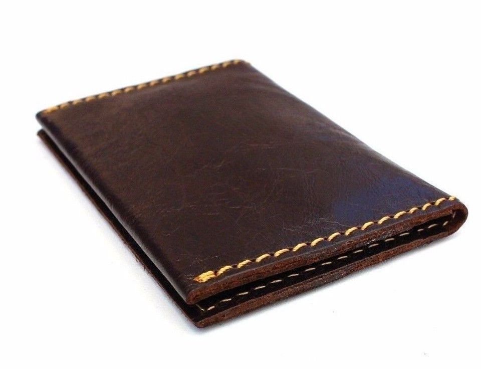 Men's DAVISCASE dark natural leather mini wallet with two card slots and two slip pockets, compact and soft.